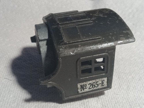 VINTAGE LIONEL TRAIN COMMODORE VANDERBILT LOCO PART No. 265-E DIECAST ENGINE CAB