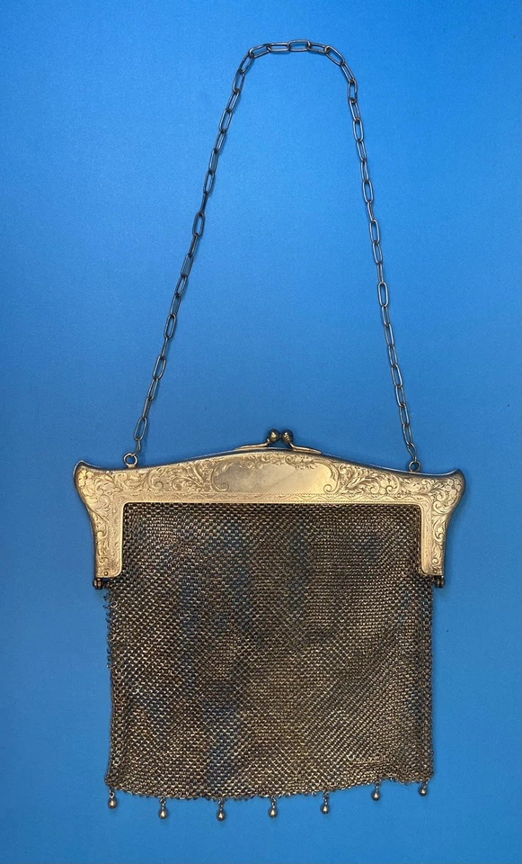 Bolsa Art Nouveau antiga em relevo alemã prata corrente malha, vintage - Imagem 3 de 4