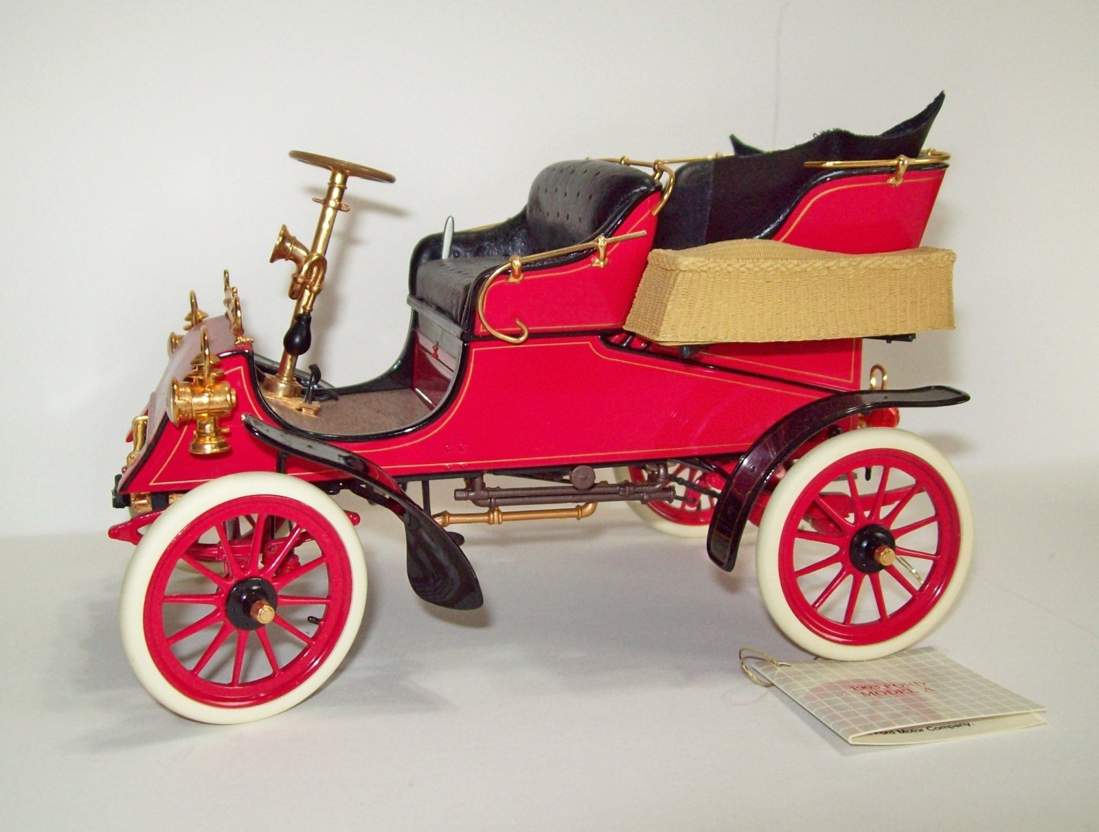 DIECAST FORD 1903 MODEL "A" by FRANKLIN MINT