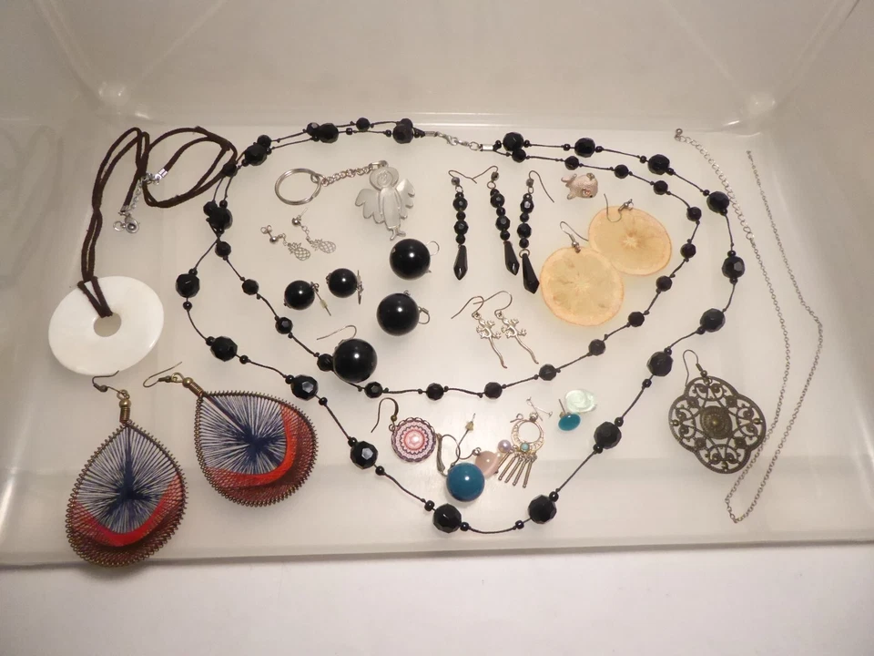 alle Fotos ansehen! Konvolut Schmuck Ketten Ohrringe Armband Anhänger filigran - Bild 2 von 4