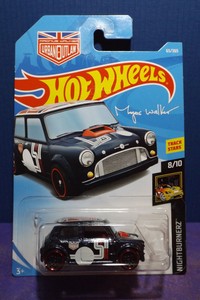 magnus walker morris mini