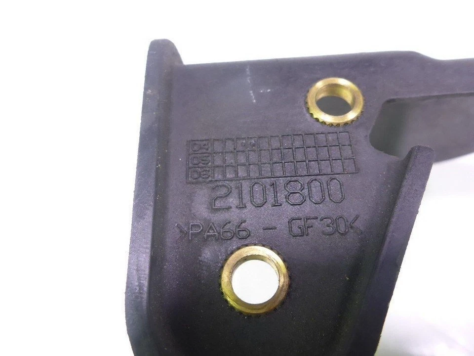 Левая боковая крышка 05 Triumph Rocket III 2101800 - Изображение 4 из 4