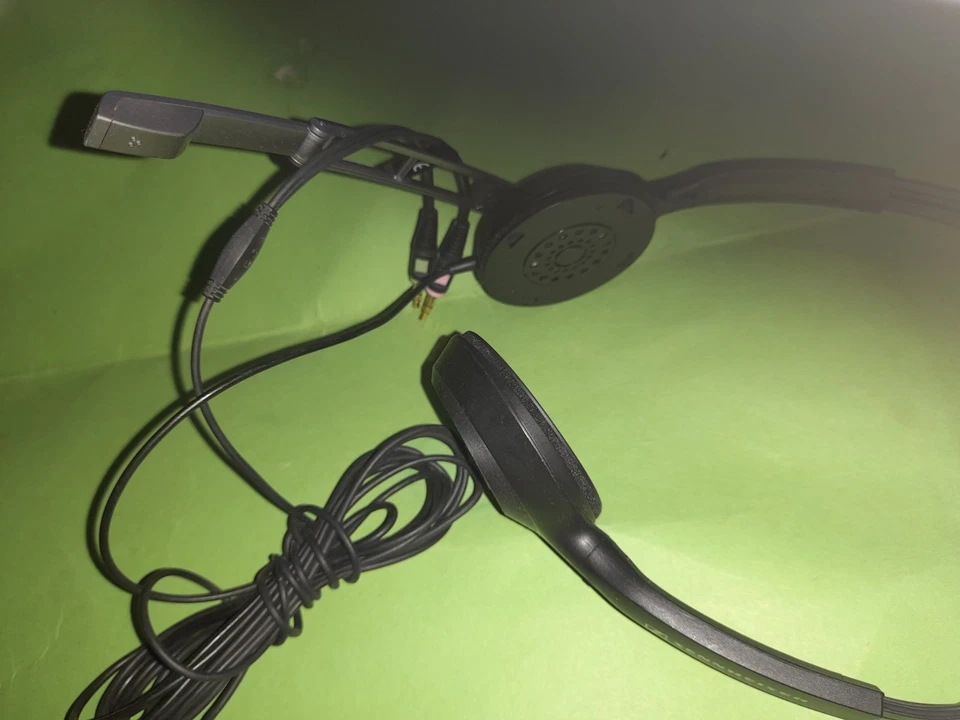 Sennheiser PC 230 Headphones mic Music Gaming Online meetings fastUKdispatch VGC, photo 2 of 4