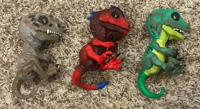 Wow Wee Dinosaur Fingerlings  Lot of 3
