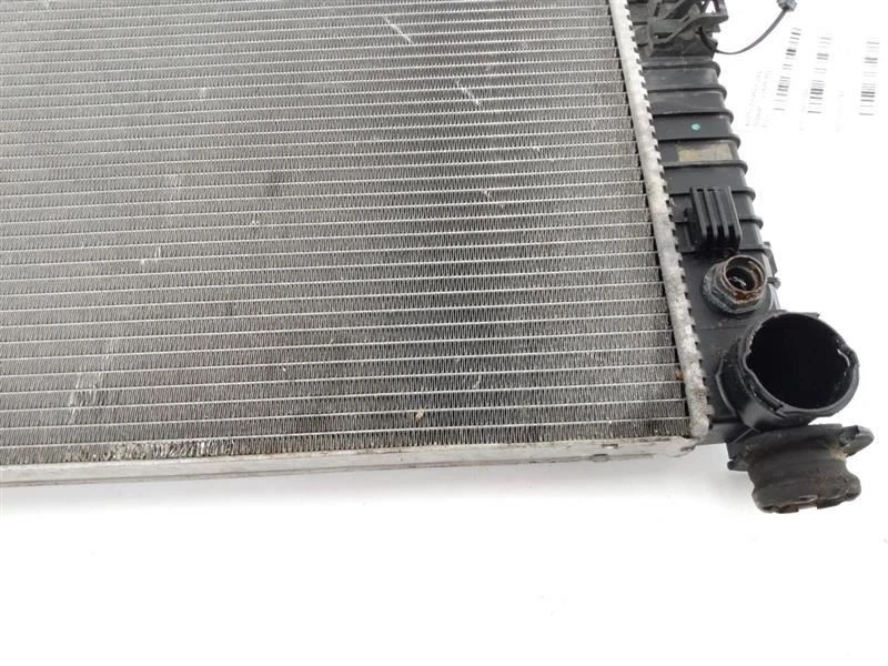 MERCEDES BENZ SLK 280 350 R171 Engine Cooler Radiator Fits 05-08 - Image 3 of 4