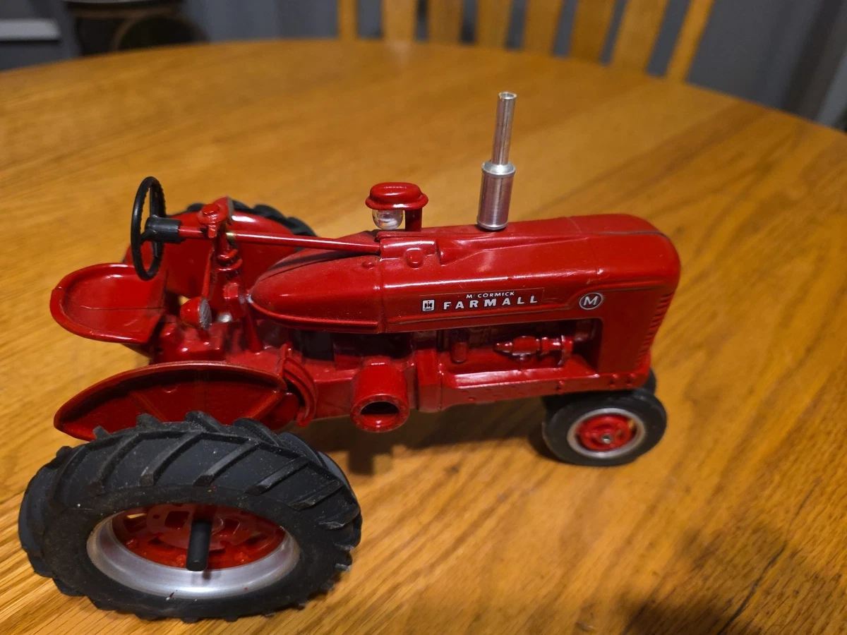 Ertl Farmall Super A Trattore Giocattolo 1:16 Pressofuso Collezione - Nuovo In Scatola