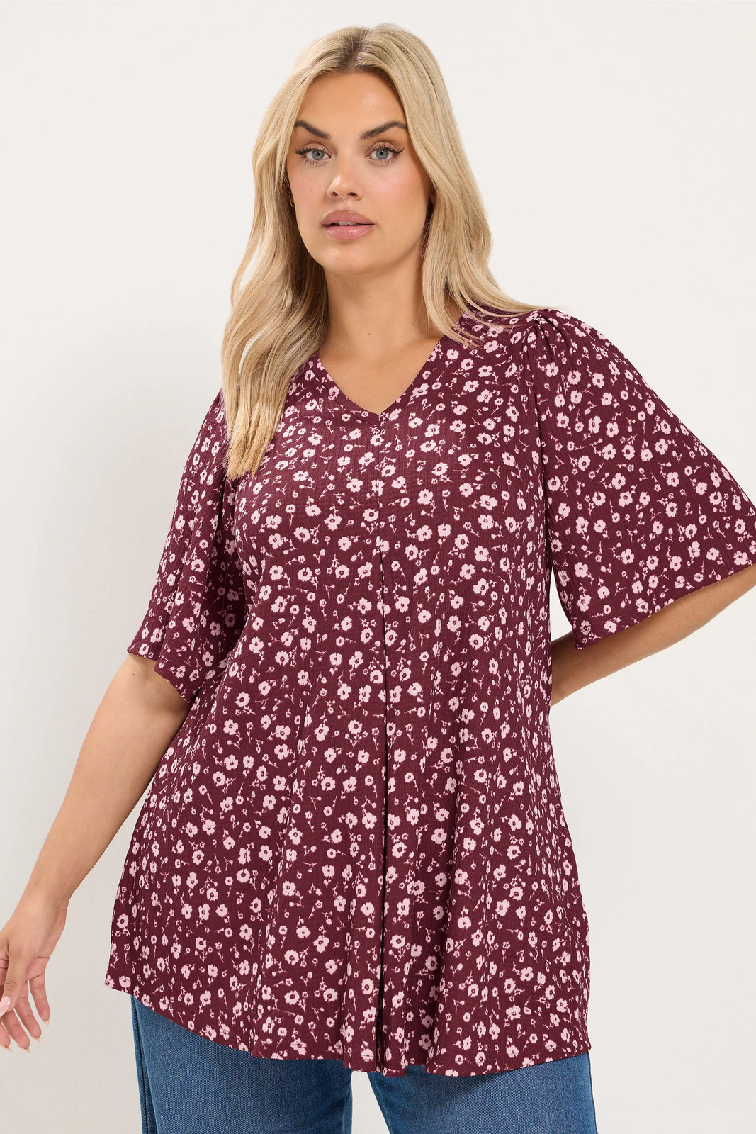 Yours Curve Women's Plus Size Floral Pleat Front Textured Top