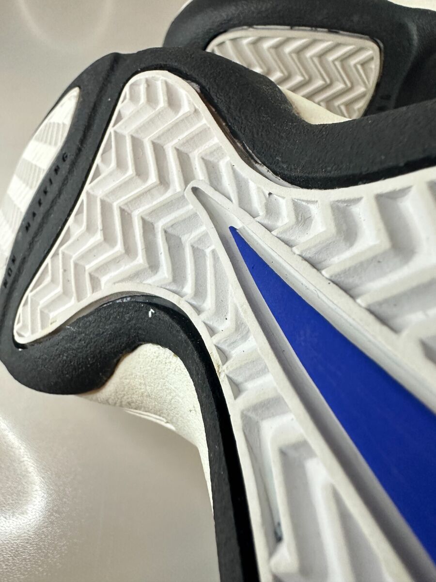 sneakers Nike Air B-QUE 1997 vintage rare excellent quality sneakers Nike Air B-QUE 1997 vintage rare excellent quality