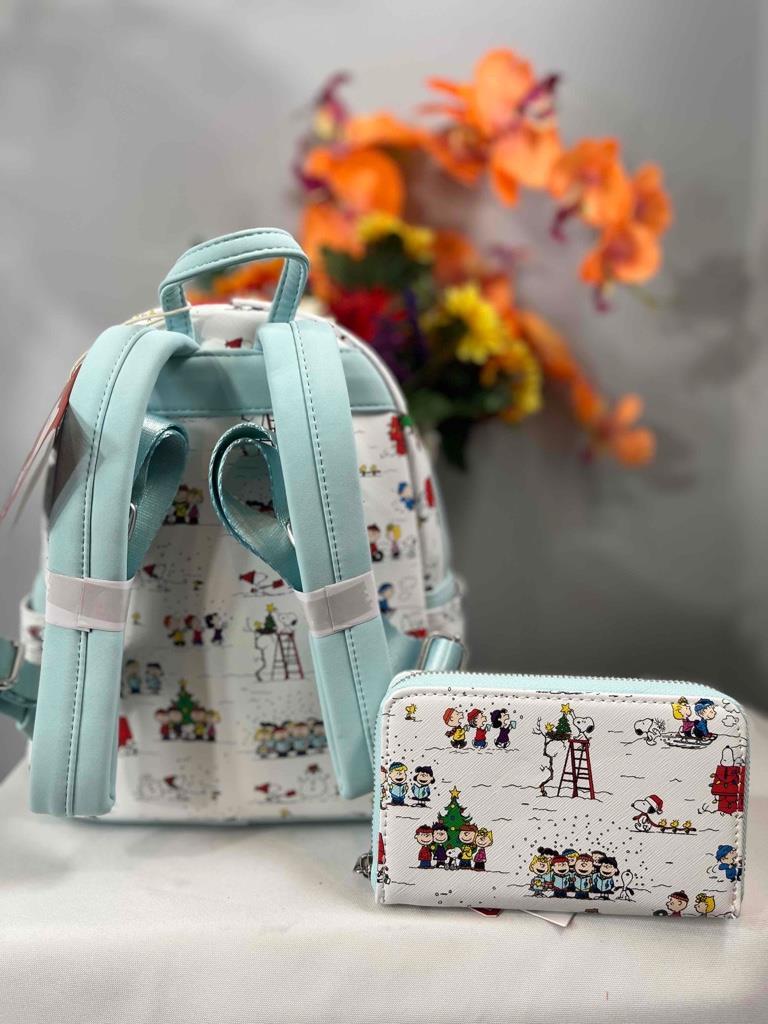 NWT LOUNGEFLY x PEANUTS Happy Holiday Mini Backpack w. Match Wallet (2
