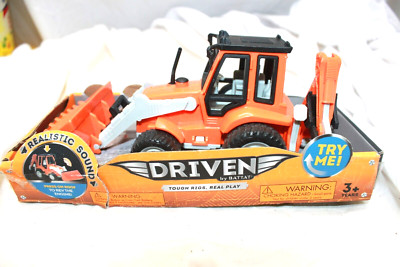 Driven by Battat -Backhoe Tractor Toy - Realistic Moveable Buckets, Great Fun.