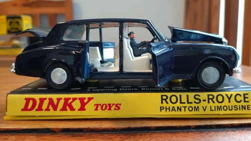DINKY TOY 152 ROLLS ROYCE PHANTOM V LIMOUSINE DARK BLUE - Picture 5 of 10