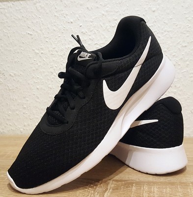 nike tanjun 44