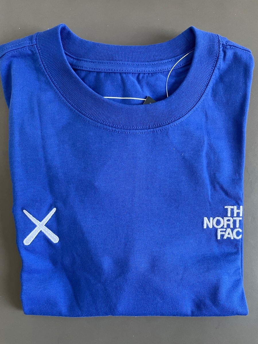 NWT The North Face x KAWS XX Size Small Short Sleeve Tee T NWT The North Face x KAWS XX Size Small Short Sleeve Tee T