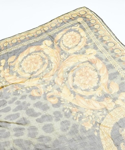 VERSACE Stole YellowxKhaki(Total pattern) 2200489038053 - Picture 2 of 3