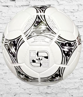 Questra AS551W サッカーボール 1994 FIFAワールドカップ s-l400.jpg
