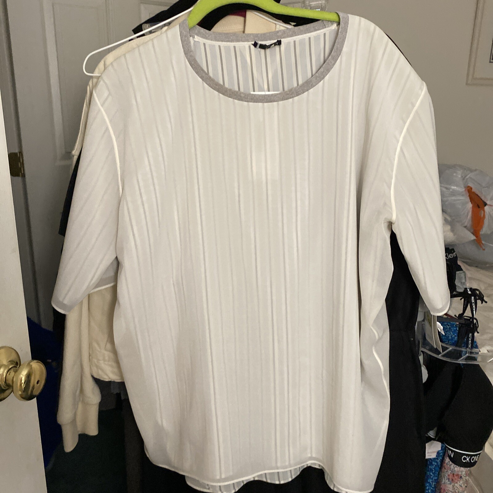 Picture 2 of 10