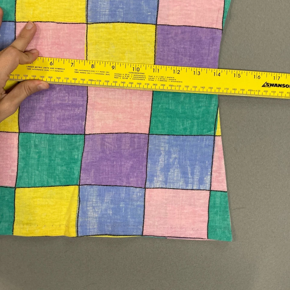 Camiseta Feminina Antiga Anos 70 Estampa Total Tamanho P Arco-íris Pastel Manga Curta Rara - Imagem 4 de 4