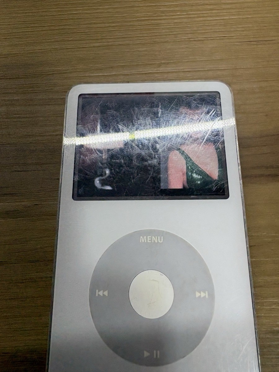 Apple iPod Classic A1136 5th Generation White 30GB 2815 Songs! | eBay