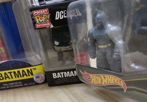Lot of 4 Batman Assorted Figures & vehicles New - Picture 5 of 6