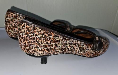 * DOLLHOUSE Brown Textured Mary Jane Kitten Heels Ladies Size 8 - Picture 6 of 7