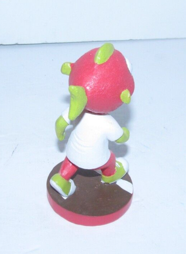 Lakeshore Chinooks 2015 FRY Mascot The Racing Minnow Bobblehead SGA NUEVO EN CAJA - Imagen 5 de 10
