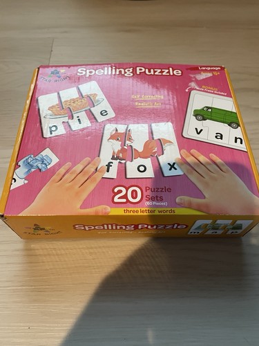 Star Right Spelling Puzzle - 20 Puzzle Sets (60 Pieces) Puzzle Frame - Ages 4+