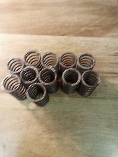 Lot Of 11 Compression Springs 1.5x0.5"