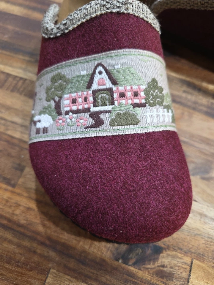 Zuecos sin cordones Birki's By Birkenstock Storytelling para mujer talla 37 EE. UU. 6 granates  Foto 3 de 4