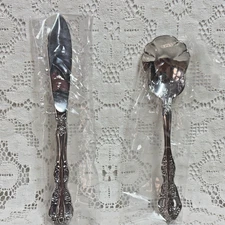 Oneida Michelangelo Butter Knife and Sugar Spoon 18/10 Stainless New 2 Pieces