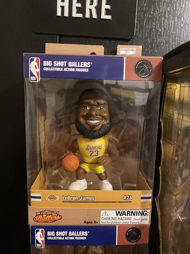 Funko Gold Pop Lebron James 12 Inch Figure Chase Jersey NBA Scoring Leader +free - Picture 6 of 6