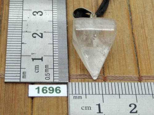 PYRAMIDE CRISTAL DE ROCHE | Univers Ésotérique