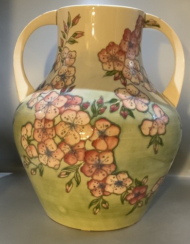 Moorcroft “Spring Blossom” Large Two Handled Amphora Vase Signed J Moorcroft 95 - Picture 2 of 15