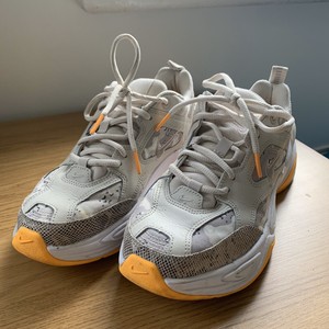 nike m2k tekno snake