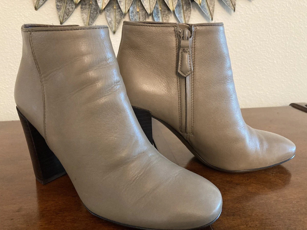 Tory burch top grey boots