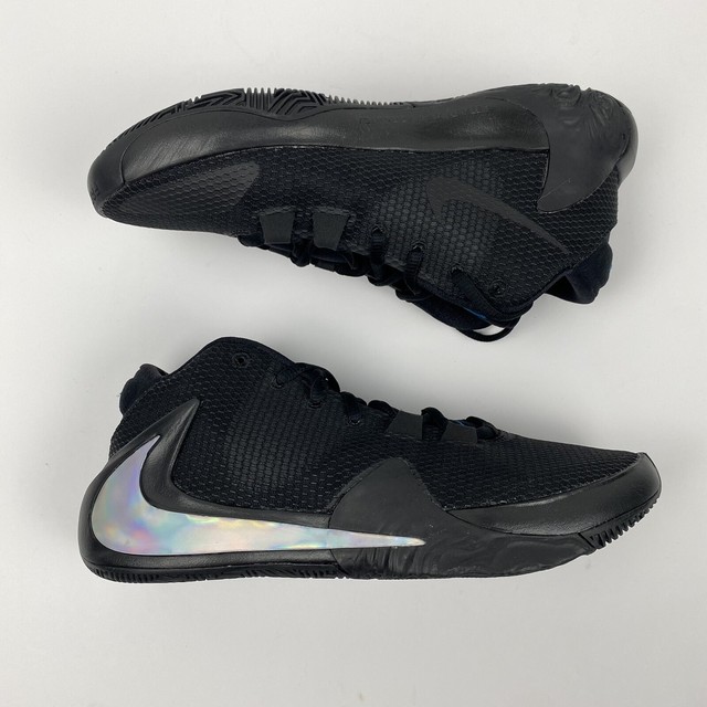 zoom freak 1 black and white