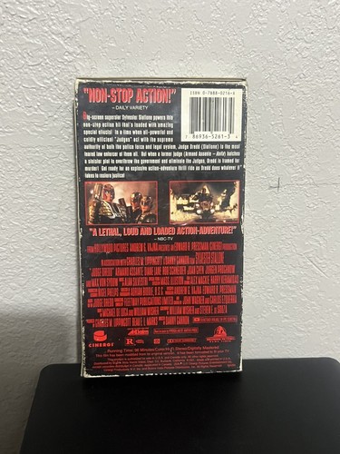 Judge Dredd (VHS,1995) Video Tape Movie Used Sylvester Stallone - Picture 2 of 4