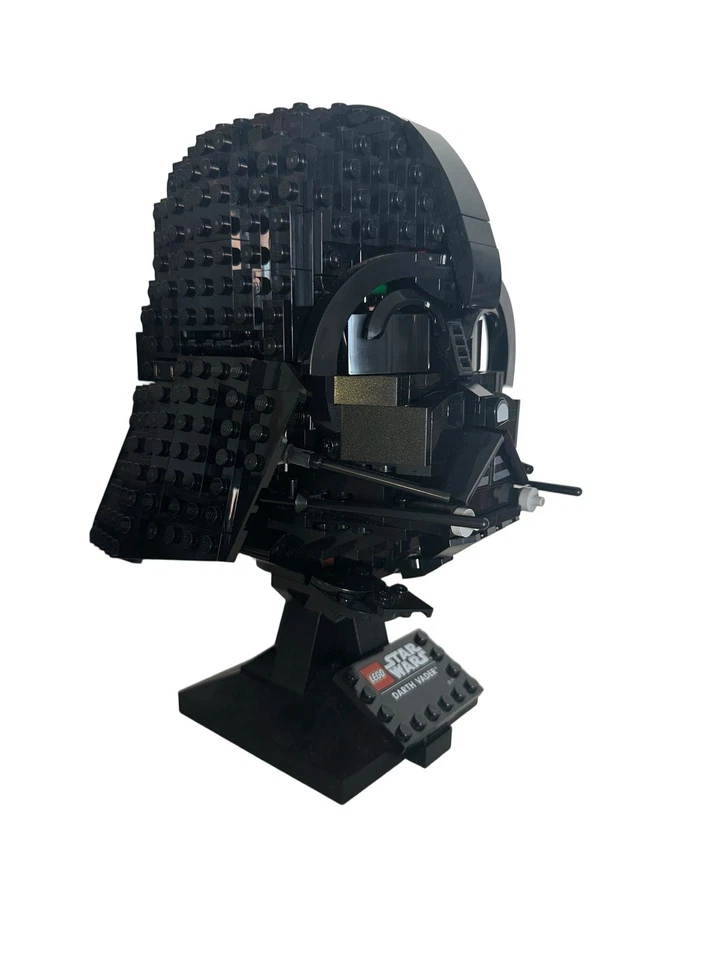 LEGO Star Wars 75304 Darth Vader, foto 1 di 3
