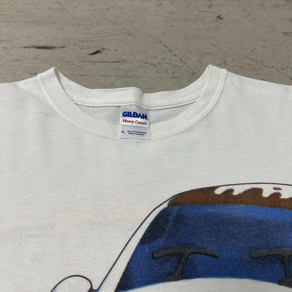 Camiseta vintage Chevron Cars Maddie Mudster RARA Foto 3 de 4