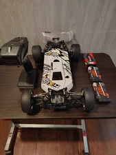 Losi TLR 22X-4 Elite Electric 3s Race Buggy RTR with Batteries,, Beautiful Condi