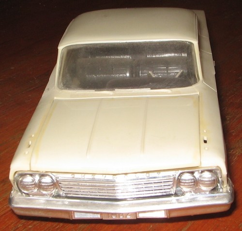 Chevrolet Impala 1962 cupé deportivo HT kit # S722 Chevy Built Survivor 62 AMT - Imagen 2 de 8