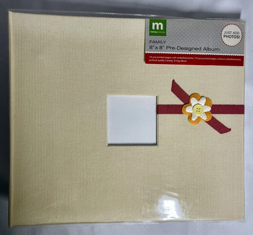 Álbum de recortes prediseñado familiar Making Memories 8 x 8 adornos impresos Foto 2 de 4