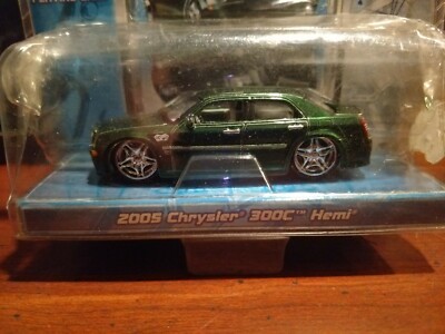 Maisto Playerz Luxury Diecast Collection 2005 Chrysler 300C Hemi