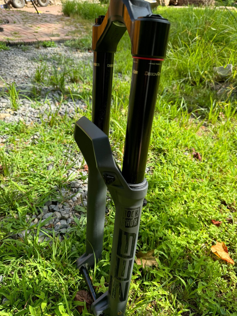 RockShox ZEB Ultimate RC3 29'' 160-190mm Travel New Take Off RockShox ZEB Ultimate RC3 29'' 160-190mm Travel New Take Off