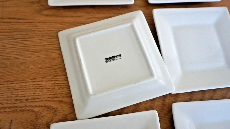CRATE & BARREL APPETIZER PLATES SET OF 6 MINT - Image 3 of 3