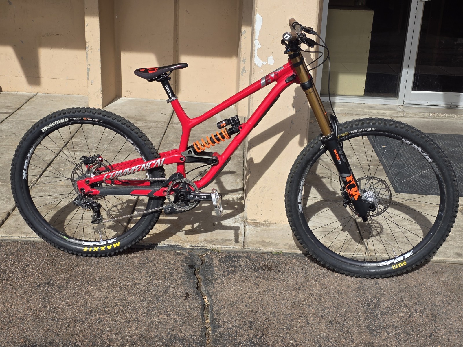 (Used) 2020 Commencal Furious Bike Park & Freeride Downhill MTB Chris King Chromag Fox (4974.95 USD)