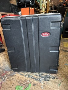 SKB 12u shock mount rack 32in x 32in 30in