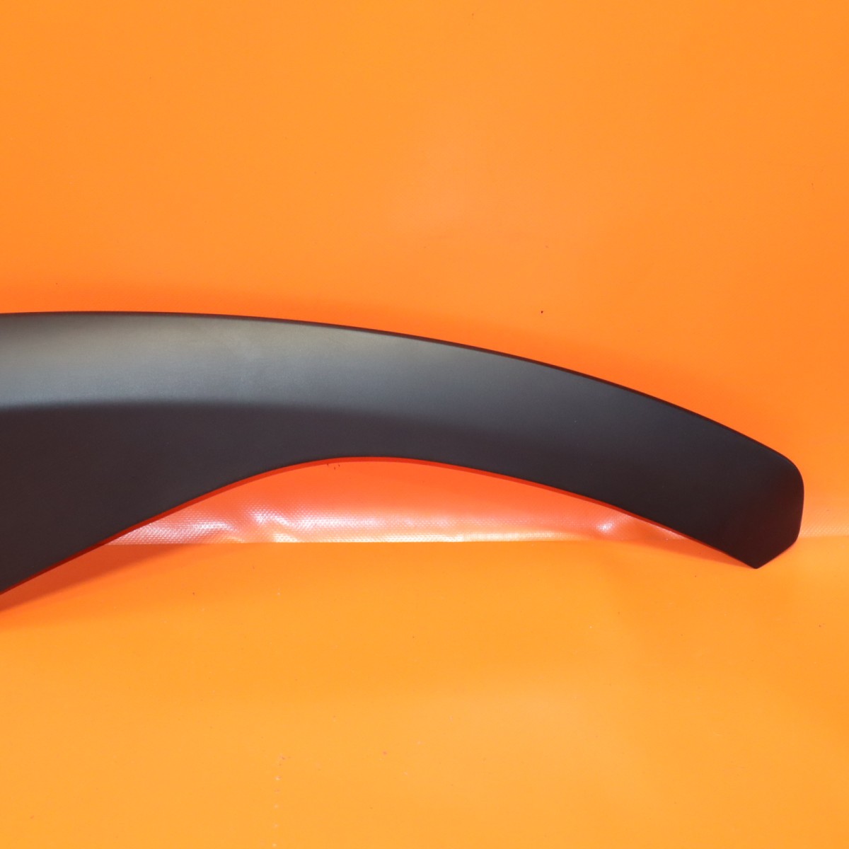 FERRARI 812 SUPERFAST FRONT BUMPER LOWER SPOILER RIGHT 2018-2020 2021 08877000