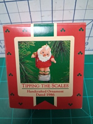 Vintage Hallmark Keepsake Christmas Ornament Tipping the Scales Santa 1986 S3