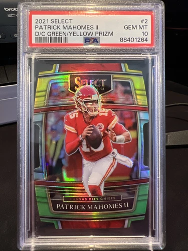 2021 Panini Select Patrick Mahomes II Green Yellow Die-Cut #2 Chiefs PSA 10
