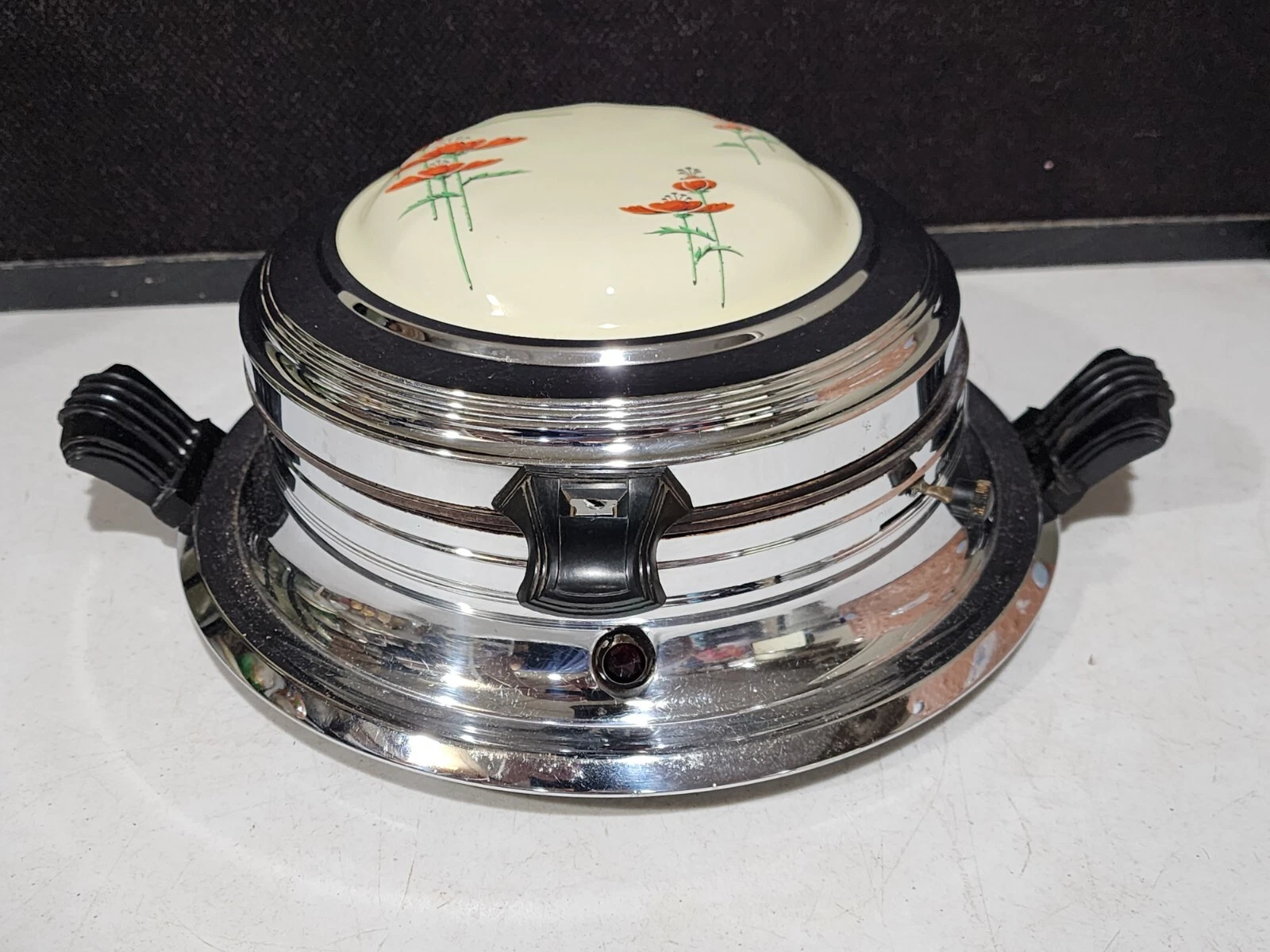 RARE- Vintage Fraunfelter China Waffle Iron Maker RED POPPY Chrome Holder